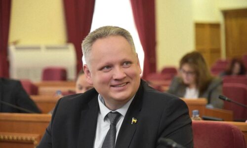 efd64edb-84c2-422f-8fa8-c369d652