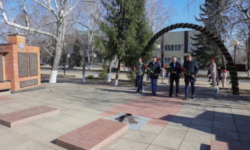 1748dc6bde9f2e6eb053a690c5843fc3_1600_1066_cropped